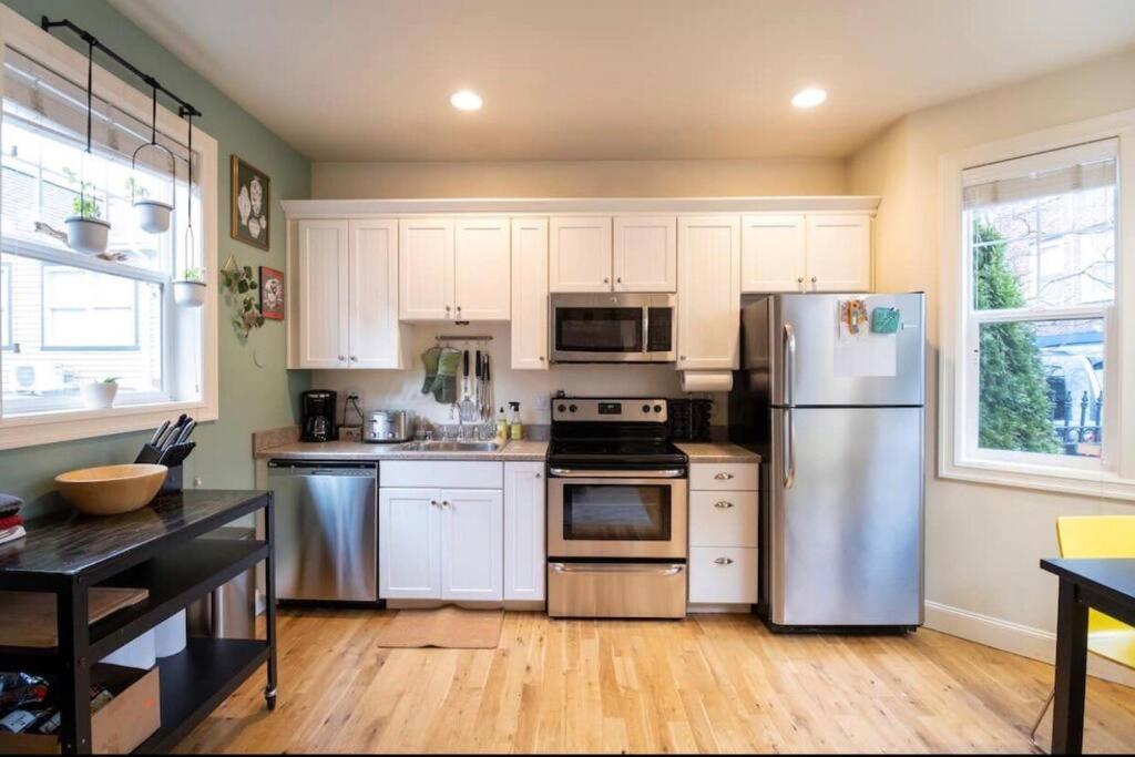 Casa vacanze Adorable Cozy House With Parking And Loft!